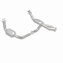 Load image into Gallery viewer, MagnaFlow Conv DF 02-06 Cadillac Escalade / 02-06 Chevy Avalanche 5.3L Dual Conv Y-Pipe Assembly 2WD