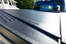 Load image into Gallery viewer, Roll-N-Lock 17-19 Ford F-250/F-350 Super Duty 80-3/8in E-Series Retractable Tonneau Cover
