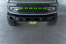 Load image into Gallery viewer, DV8 Offroad 21-23 Ford Bronco Capable Bumper Front License Plate Mount