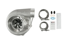 Load image into Gallery viewer, Turbosmart Water Cooled 6262 V-Band Inlet/Outlet A/R 0.82 External Wastegate TS-2 Turbocharger