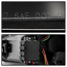 Load image into Gallery viewer, Spyder 15-18 Ford Focus Projector Headlights - Seq Turn Light Bar - Black PRO-YD-FF15-LBSEQ-BK