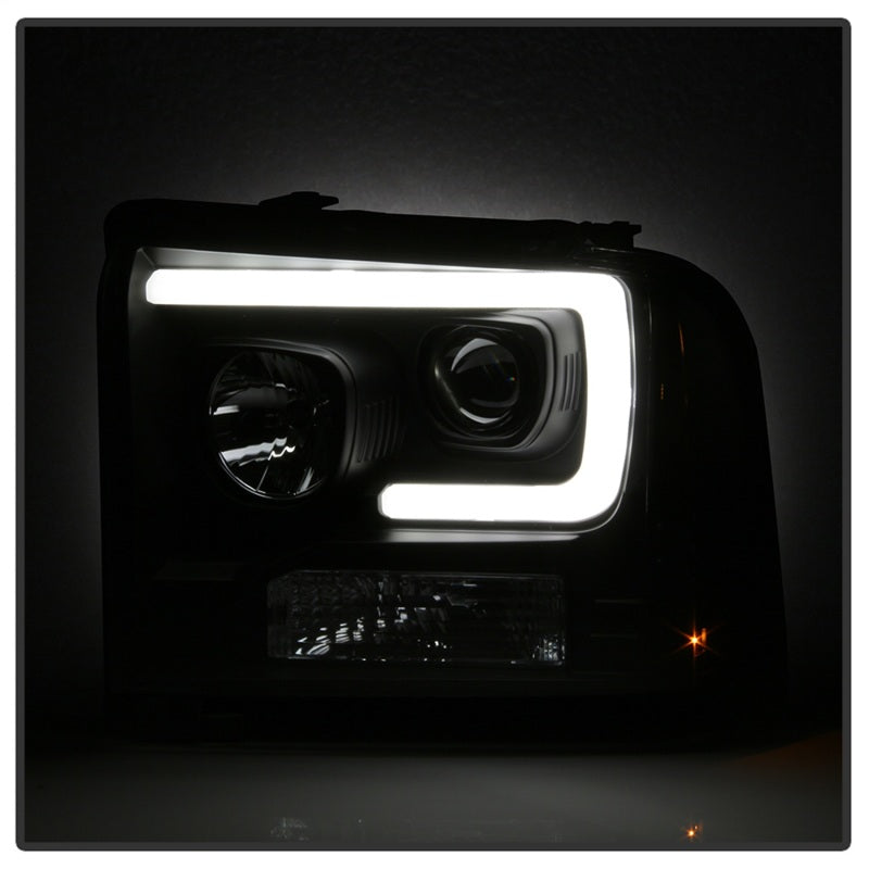 Spyder Ford F250/350/450 05-07 Projector Headlights - Light Bar DRL LED - Black PRO-YD-FS05V2-LB-BK