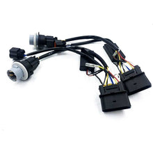 Load image into Gallery viewer, AlphaRex 13-18 Ram 1500 Wiring Adapter Stock Proj Headlight to AlphaRex Headlight Converters